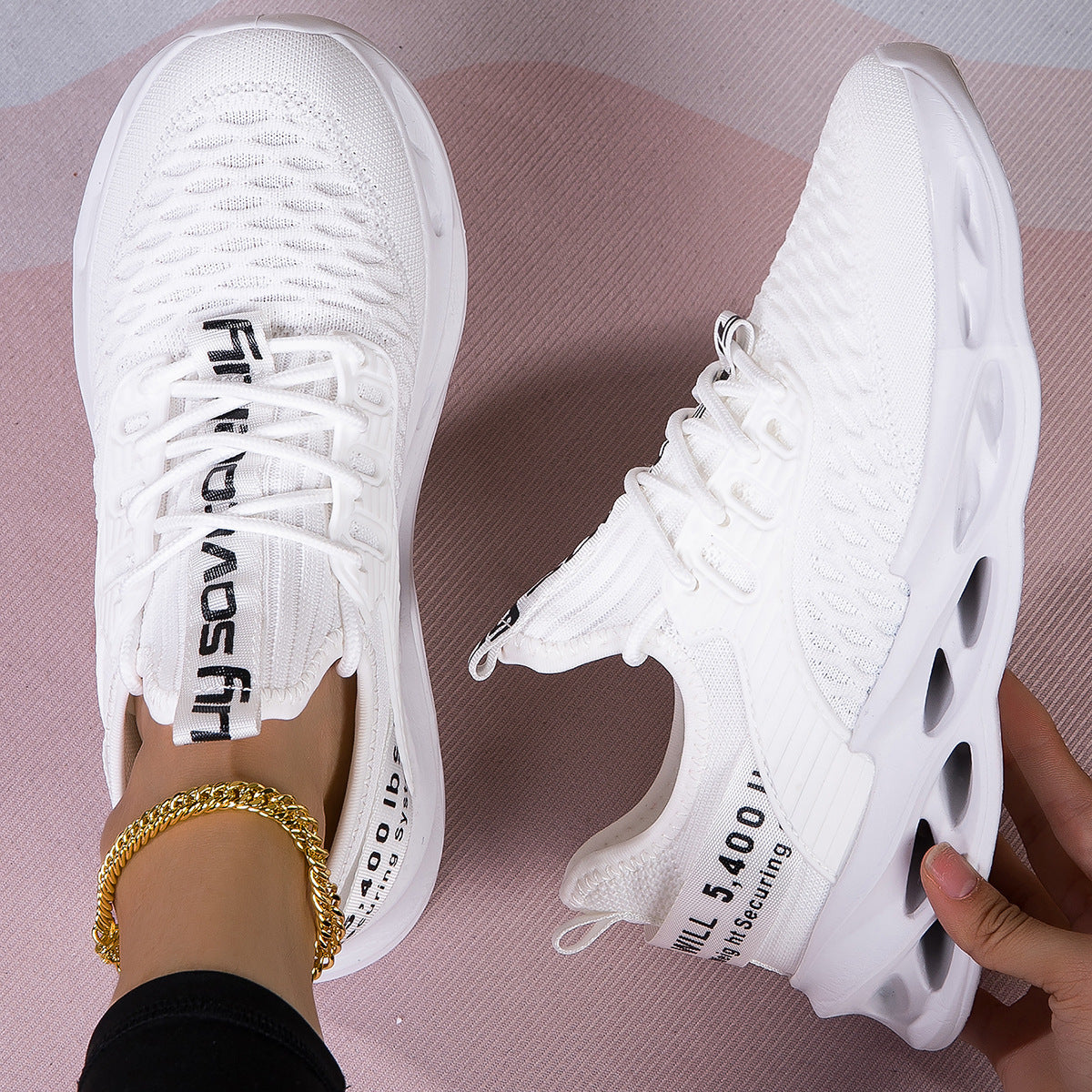 Casual lightweight soft soled women's shoes