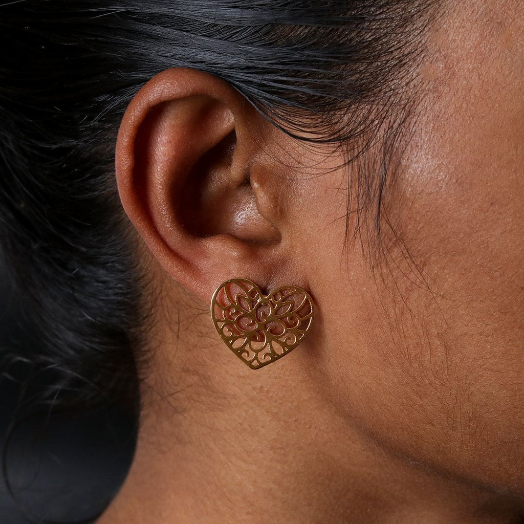 EARRING